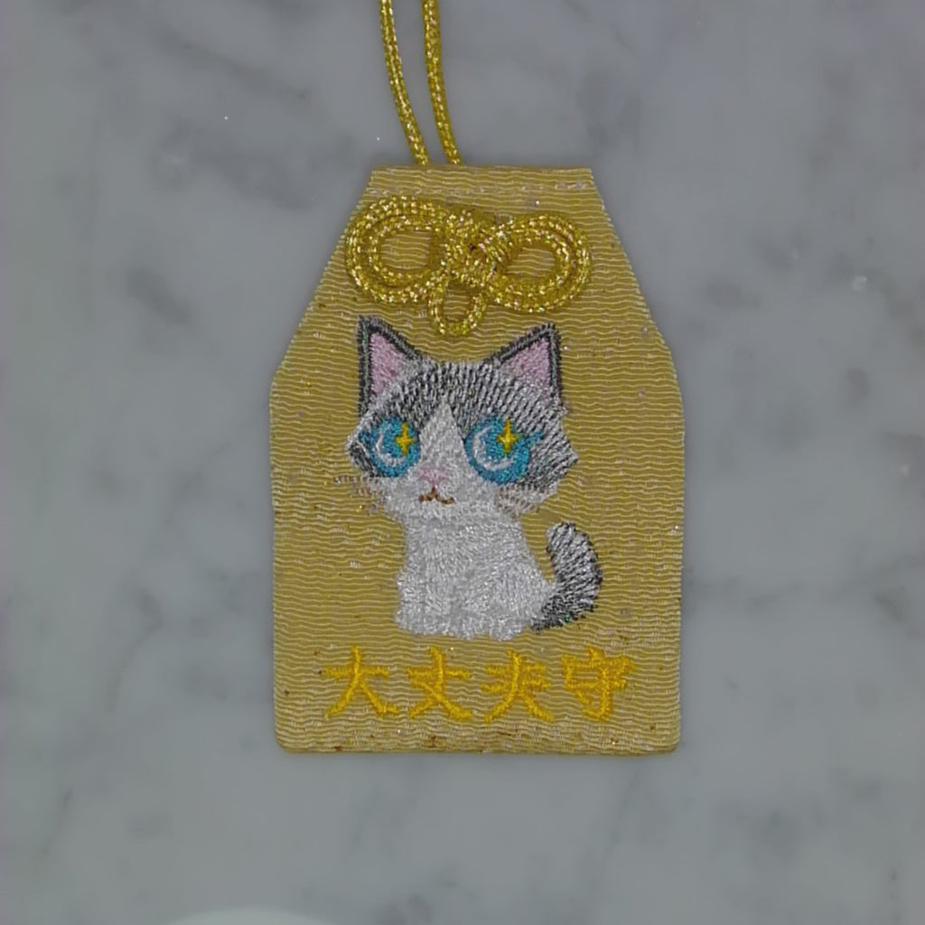 Ragdoll "Okay Mamoru" | Animal Embroidery Amulet